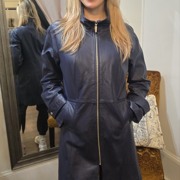 Genuine leather coat - Picture 15 of 16